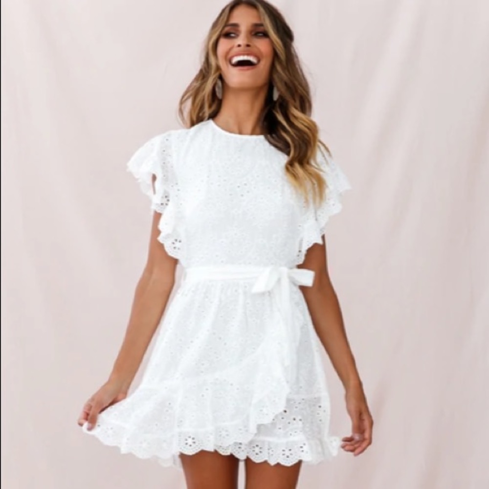 Selfie Leslie dress